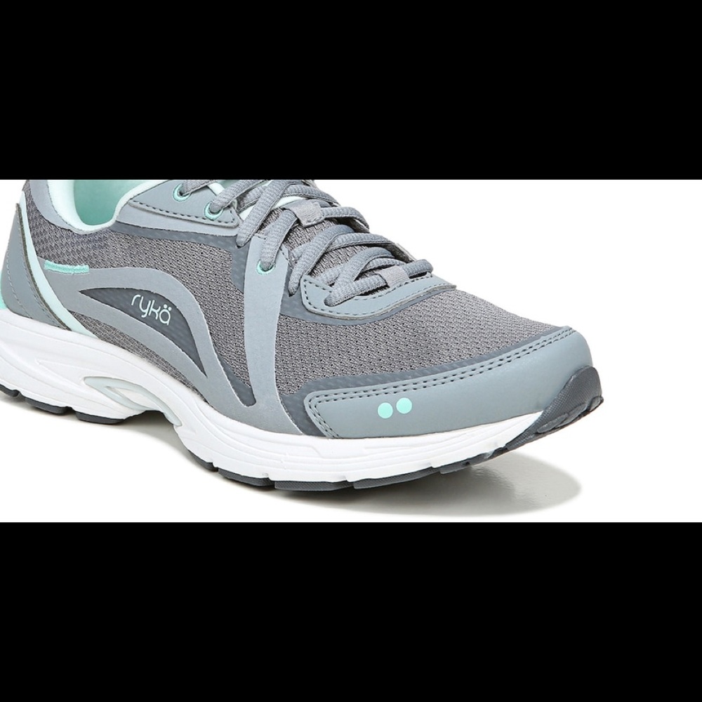 Ryka  Sky Walk Fit Monument athletic shoes, Sz8, great condition, worn twice.